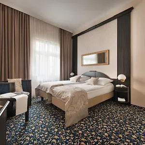 4* Otel Esprit