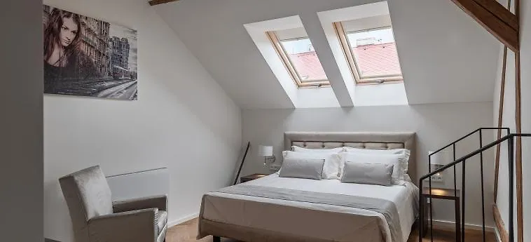 Limehome Prague Halkova 4*,