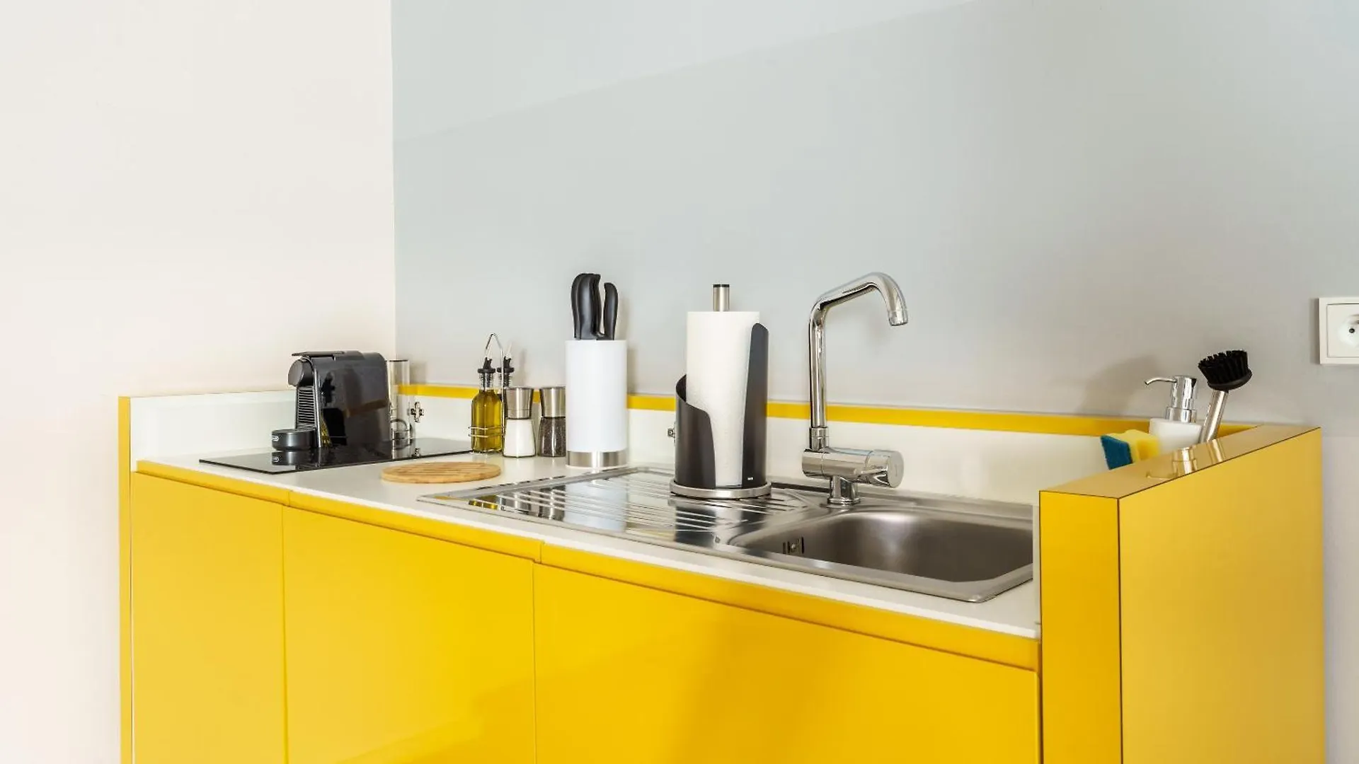 Limehome Prague Halkova