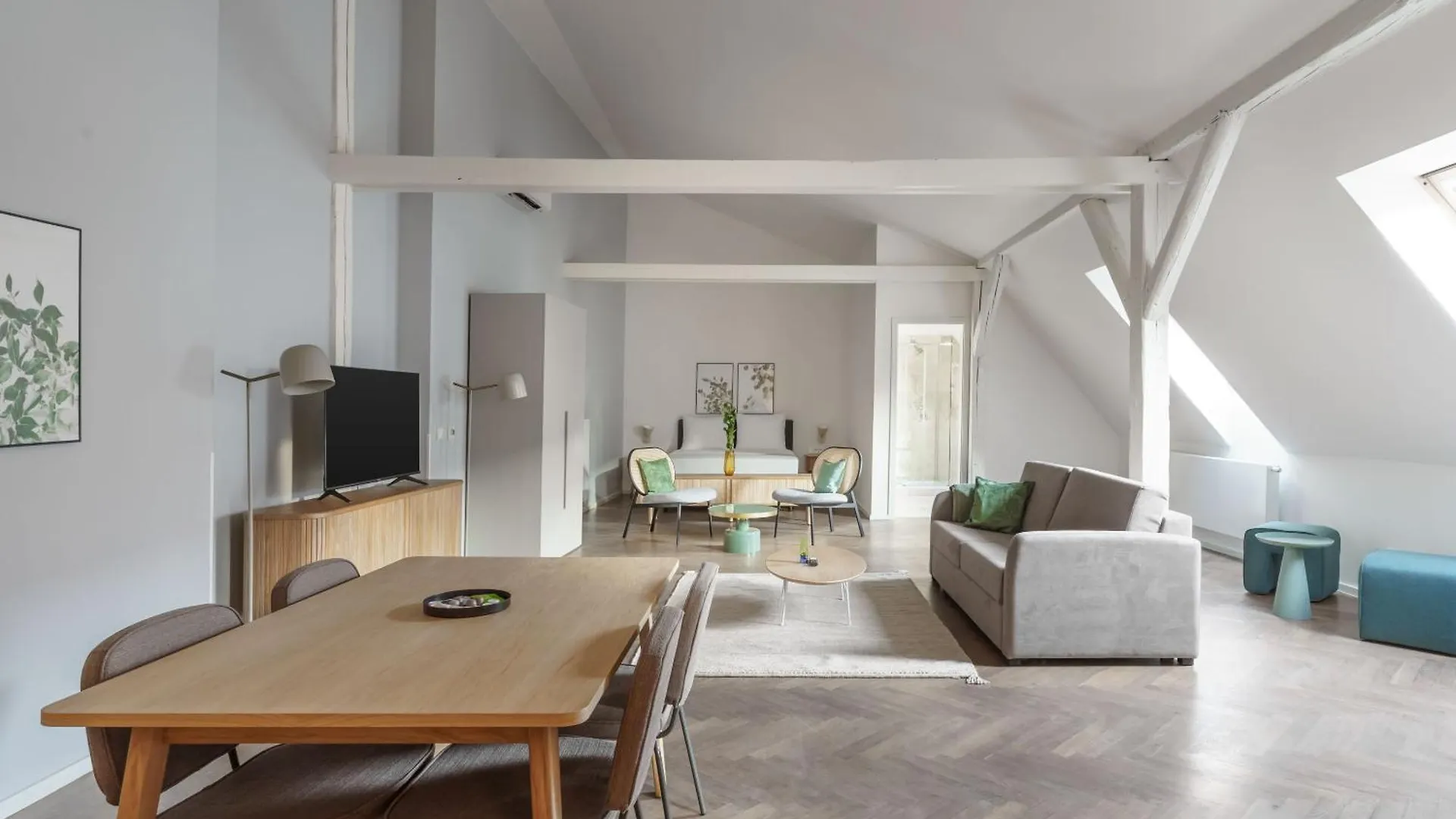 **** Apart-hotel Limehome Prague Halkova República Checa