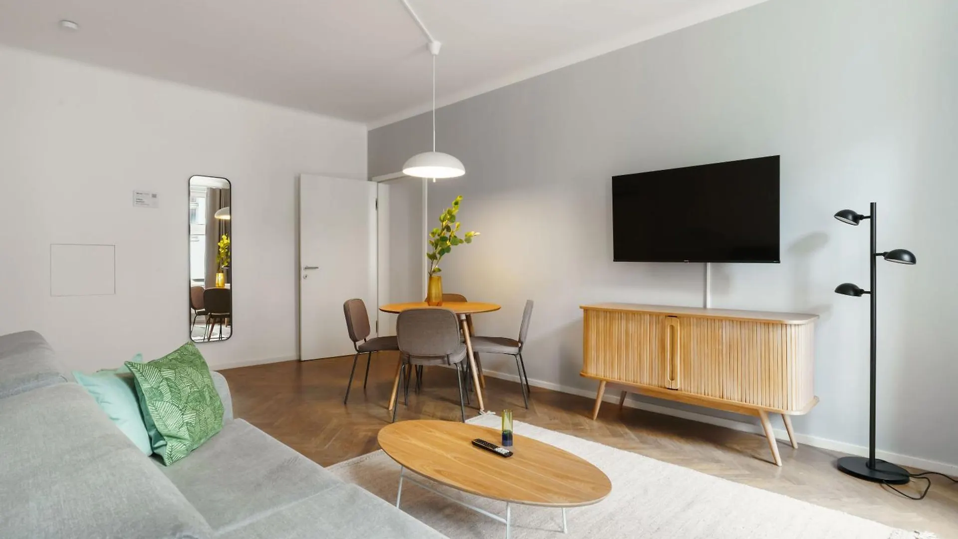 Limehome Prague Halkova