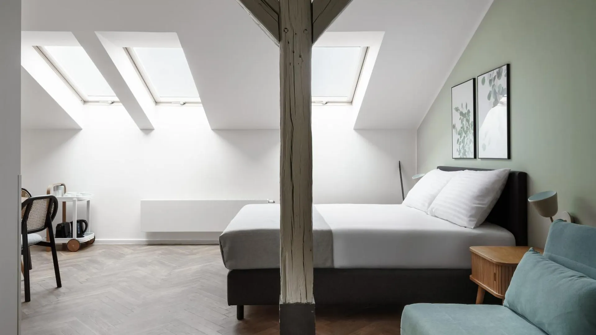 **** Apart-hotel Limehome Prague Halkova República Checa