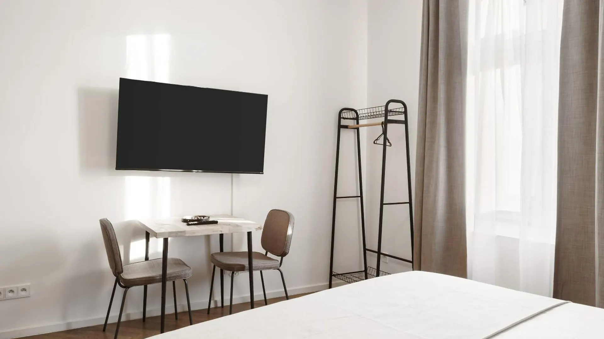 Limehome Prague Halkova Τσεχία